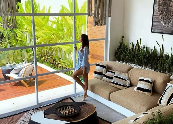 Extravagant In The Jungle Of Villa