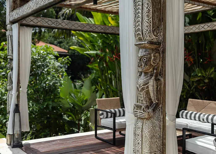 Villa Extravagant In The Jungle Of